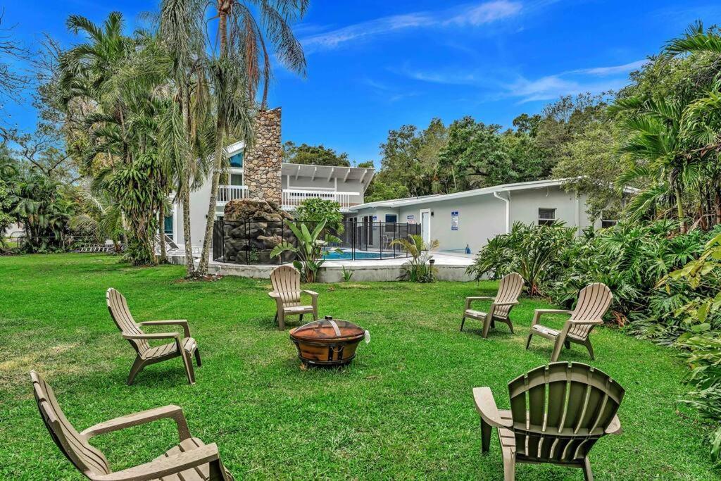 Rare Hidden Getaway Heated Pool 1.5 Acres! Sleeps 16 Villa Fort Lauderdale Kültér fotó