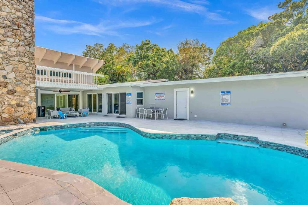 Rare Hidden Getaway Heated Pool 1.5 Acres! Sleeps 16 Villa Fort Lauderdale Kültér fotó
