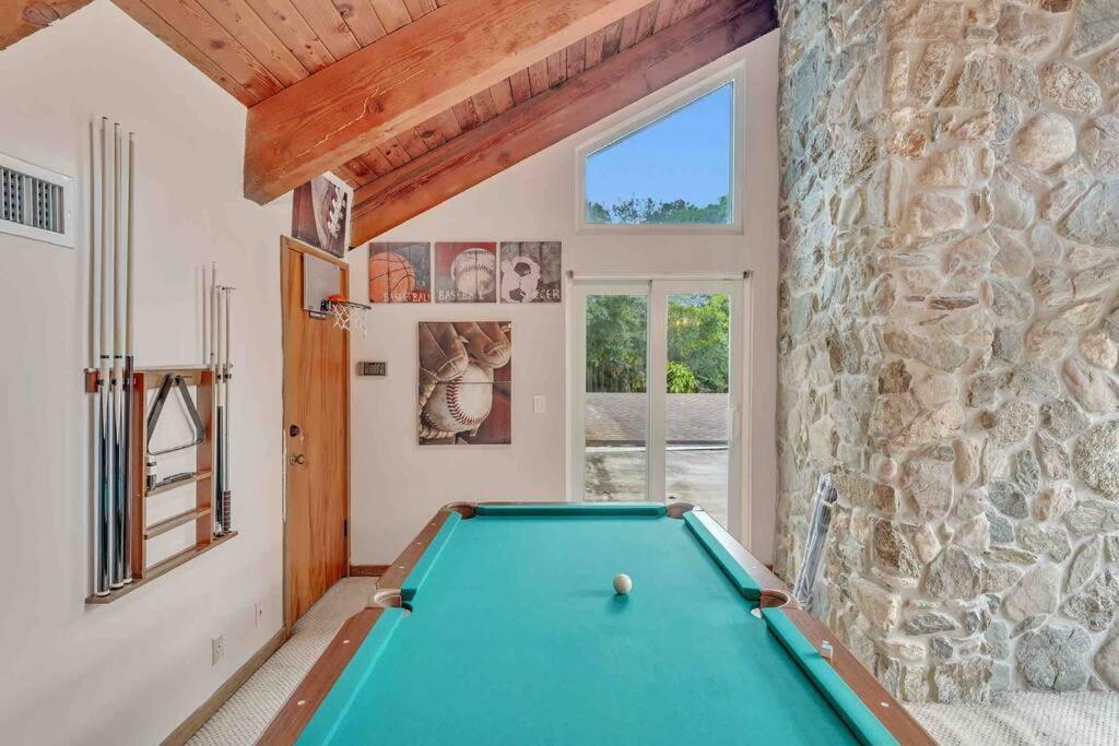 Rare Hidden Getaway Heated Pool 1.5 Acres! Sleeps 16 Villa Fort Lauderdale Kültér fotó