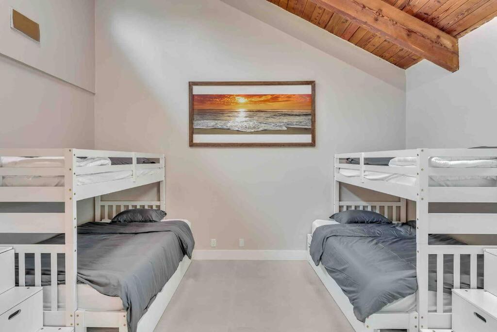 Rare Hidden Getaway Heated Pool 1.5 Acres! Sleeps 16 Villa Fort Lauderdale Kültér fotó